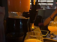 -Mx.cocktail bar