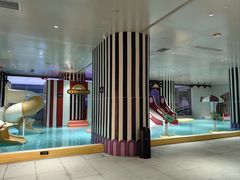 -涨巢·潮玩水疗局