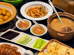 -鱼头泡饭·湖北菜·非物质文化遗产(岳家嘴总店)