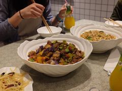 茄子肉丁小公鸡双拼面-乐三里屯面馆(阿那亚店)