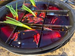 -正南齊北重庆老火锅(光华村直营店)