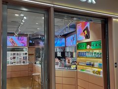 -4iNLOOK美瞳店(中山公园龙之梦店)