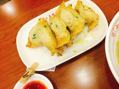 -小姜锅贴(凤凰街店)