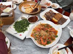 -蔼若春.传承三十年云南菜(金碧公园店)
