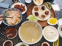 -桥香园云南过桥米线(金马碧鸡店)