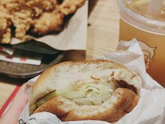 -肯德基(中华路店)