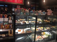 面包甜点陈列柜-星巴克(兰桂坊店)