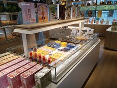 -好利来(鞍山站前店)