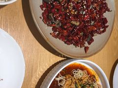 -嫩芽 ·地道重庆菜(十八梯露台夜景店)