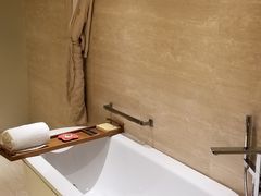 -上海衡山路十二号华邑酒店