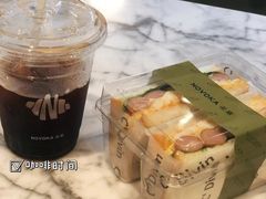-诺嘉甜品(世贸店)