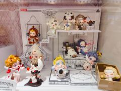 -泡泡玛特POPMART(东直门来福士店)