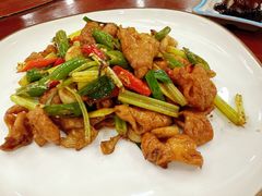小炒肥肠-六和聚传统烤鸭.天津菜(和平店)