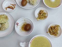 -陈寔包子王·卤煮小肠·京味小吃(龙潭店)