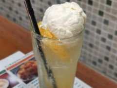 雪糕菠萝冰-小龍鳳餐室(番禺路店)