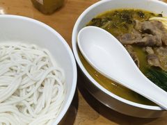 -三千粉牛肉米粉(来客茂店)