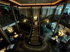 景观位-波特曼西餐厅(中央大街店)