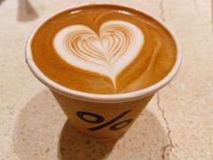 热的咖啡拿铁-% Arabica(京都东山店)