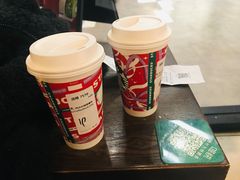 -星巴克(上海虹桥新天地二店)