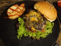 -HIGH FIVE哈福手工汉堡(桂林路店)