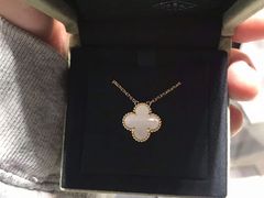 -梵克雅宝(国贸商城店)