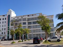 -海口市第一中学