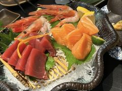 -山川小町·极番烧肉(新地假日广场店)