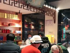 -荷塘秋月·本帮江浙菜(国权路店)