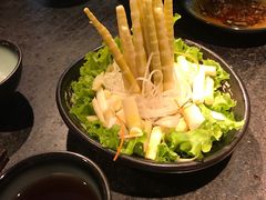 -湊湊火锅·茶憩(新中关购物中心店)