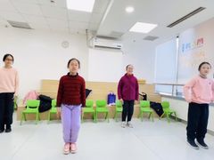 -蓝话筒·少儿成人演讲口才·主持朗诵·戏剧表演(大华第一坊店)