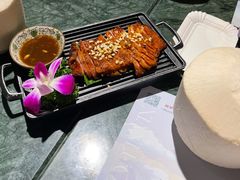 -暹罗酒肆泰餐厅酒吧