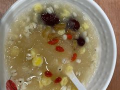 红枣银耳冰粥-阳阳中国饭(北京荟聚店)
