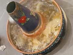 -毛辣果·贵州红酸汤牛肉火锅(西单店)