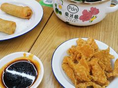 柴爿荠菜虾仁大馄饨-柴爿巷·香酥鸡&馄饨(复兴中路店)