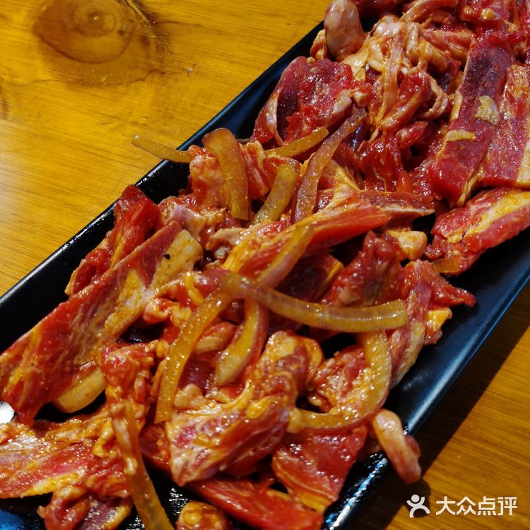 下沙最正宗的东北烤肉在这里！超地道的现切牛肉