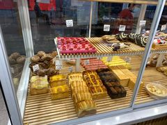 -焙丽拾光(麦凯乐直营店)