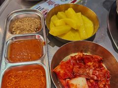 配菜和调料-玄希浪漫厨房·韩料烤肉(湖滨银泰in77店)