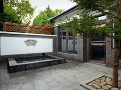 -大连步云山老汤度假山庄