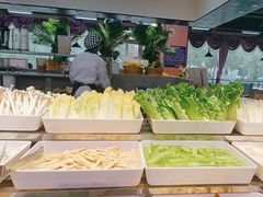 -新艺自助美食城(中山路店)