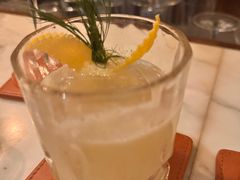 -LONG BAR 廊吧(外滩华尔道夫酒店)