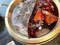 -小天鹅火锅·一线江景洪鼎旗舰店(洪崖洞店)