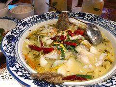 酸菜鱼-胡桃里音乐酒馆(海雅缤纷城店)