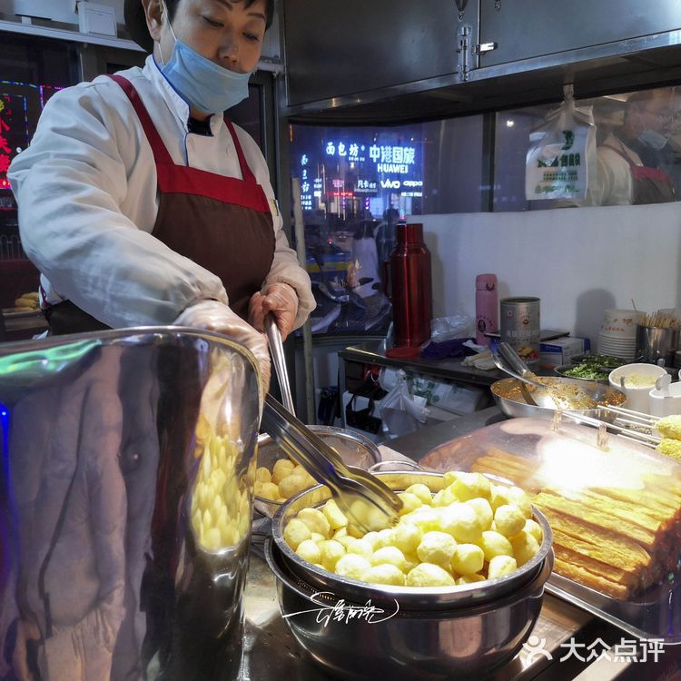 银川攻略|逛吃逛吃,还得去怀远夜市