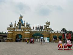 -都江堰玫瑰花溪谷