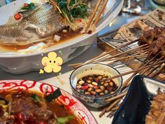 -嗨辣小聚·盘锦河蟹·海鲜烧烤龙虾(盘锦十年好店)