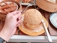 菠萝油-小龍鳳餐室(番禺路店)