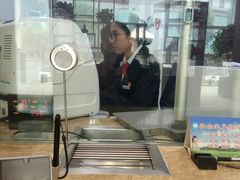 -中国工商银行(奉贤支行营业厅)