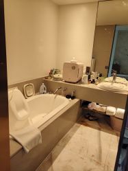 -玥奢国际母婴护理中心(滨江宝龙店)