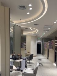 -Mentor Hair Salon