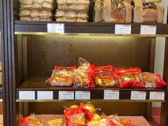 零售区-红宝石·鲜奶小方·海派西点房(南丹店)